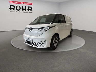Fahrzeug Bild VW ID. Buzz Cargo Pro (AHK/ACC/R&uuml;ckfahrkamera) Motor: 79 kWh Getriebe: 1-Gang-Automatikgetriebe Radstan