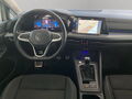 Fahrzeug Bild VW Golf VIII Life (NAVI.SHZ.PDC.ACC.AHK.DAB) 2.0 TDI 9