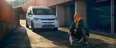 Volkswagen caddy in weiß frontansicht