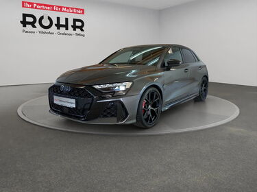 Fahrzeug Bild Audi RS 3 Sportback 2.5 TFSI quattro S tronic (Garantie 09/2030.Navi.Kamera.Matrix.SONOS.SHZ)