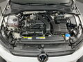 Fahrzeug Bild VW Golf VIII Life (AHK.Navi.Matrix Scheinwerfer)1.5 eTSI 15