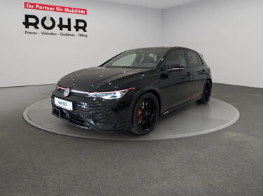Fahrzeug Bild VW Golf VIII GTI EDITION 50 (R&uuml;ckfahrkamera) 2.0 l TSI 7-Gang-DSG