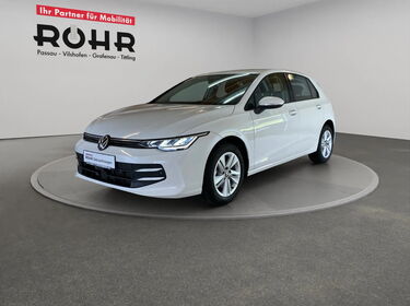 Fahrzeug Bild VW Golf VIII Life 1.5 eTSI DSG (Garantie 08/2030.SHZ.ACC.Kamera.LED.DAB+)