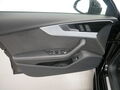Fahrzeug Bild Audi RS 4 Avant 15