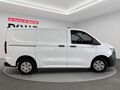 Fahrzeug Bild VW e-Transporter Kasten Motor: BEV 100 kW 64 kWh 1-Gang-Automatikgetriebe Radstand: 3100 mm KR 4