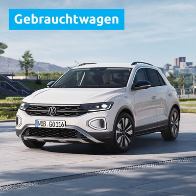 Ein weißer Volkswagen SUV steht in einer modernen Umgebung vor dem Auto Röhr | © Erich Röhr GmbH & Co. KG.