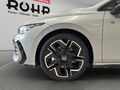 Fahrzeug Bild VW Golf VIII Variant R-Line (AHK/WR/BlackStyle) 2.0 l TDI 7-Gang- DSG 14