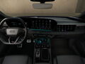 Fahrzeug Bild Audi S6 Avant e-tron 10