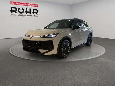 Fahrzeug Bild VW T-Roc R-Line (WR/BlackStyle/IQ.Drive) 1.5 l eTSI 7-Gang-DSG