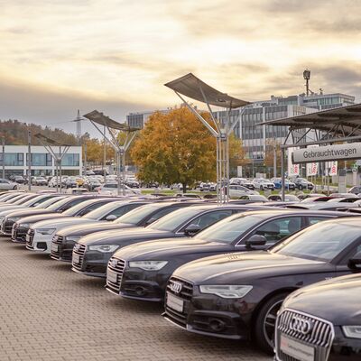 audizentrum passau Parkplatz mit Fahrzeugen
