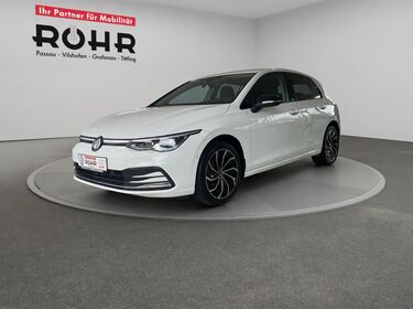 Fahrzeug Bild VW Golf VIII Life (NAVI.SHZ.ACC.AHK.DAB) 2.0 TDI