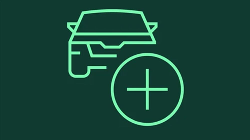 Ein grünes Symbol zeigt ein Auto mit einem Pluszeichen, das die Vorteile bei Auto Röhr visualisiert.