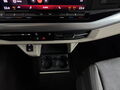 Fahrzeug Bild VW Multivan Life Multivan Life Motor: 2.0 l TDI SCR 110 kW  Getriebe: 7-Gang-Doppelkupplun 14