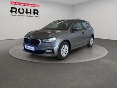 Fahrzeug Bild Skoda Fabia Essence 1.0 TSI (Garantie 02/2031.SHZ.LED.DAB.EPH.Klima.FrontAssist)