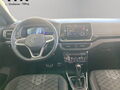 Fahrzeug Bild VW T-Cross R-Line (AHK.NAVI.ACC.PDC.SHZ.IQ.Light.DAB) 1.5 l TSI DSG 9