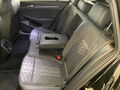 Fahrzeug Bild VW Golf VIII Variant R-line 1.5 eTSI DSG (Garantie 06/2030.SHZ.Matrix.Navi.EPH.ACC) 22