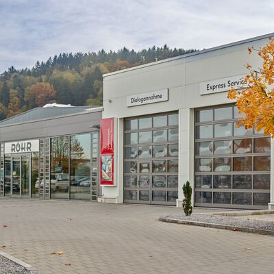 auto röhr vilshofen Nahaufnahme vom Firmengebäude