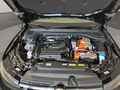 Fahrzeug Bild VW Passat R-Line 1.5 l eHybrid OPF / 85 KW (115 PS) 6-Gang-Doppelkupplungsgetriebe DSG 15