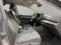 Fahrzeug Bild VW Golf VIII (Kamera.Einparkhilfe.Light Assist.Navi.LED) 1.5 TSI 6