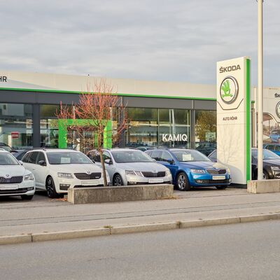 auto röhr skoda passau Firmengebäude mit Skoda Fahrzeugen
