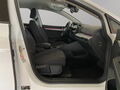 Fahrzeug Bild VW Golf VIII Life 1.5 eTSI DSG (Garantie 08/2030.SHZ.ACC.Kamera.LED.DAB+) 7